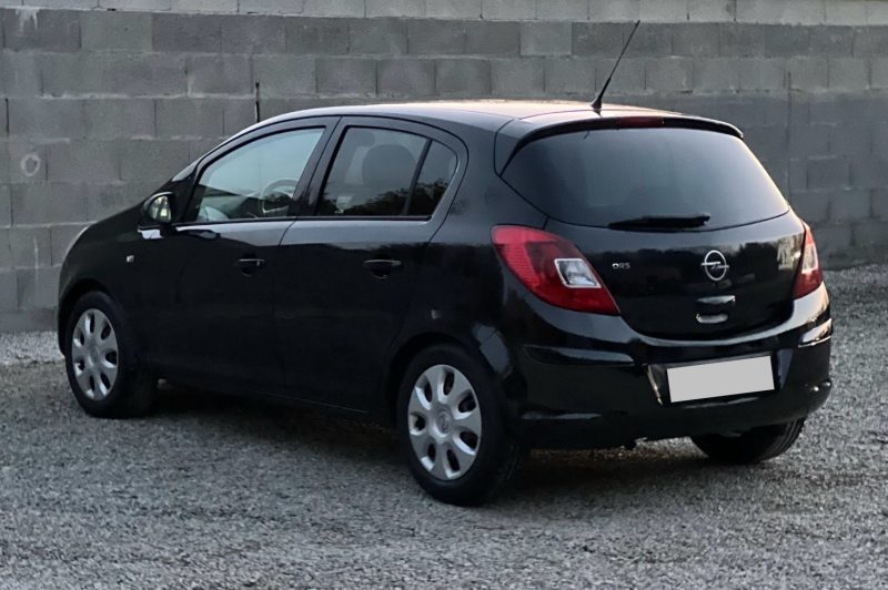 OPEL CORSA 2010