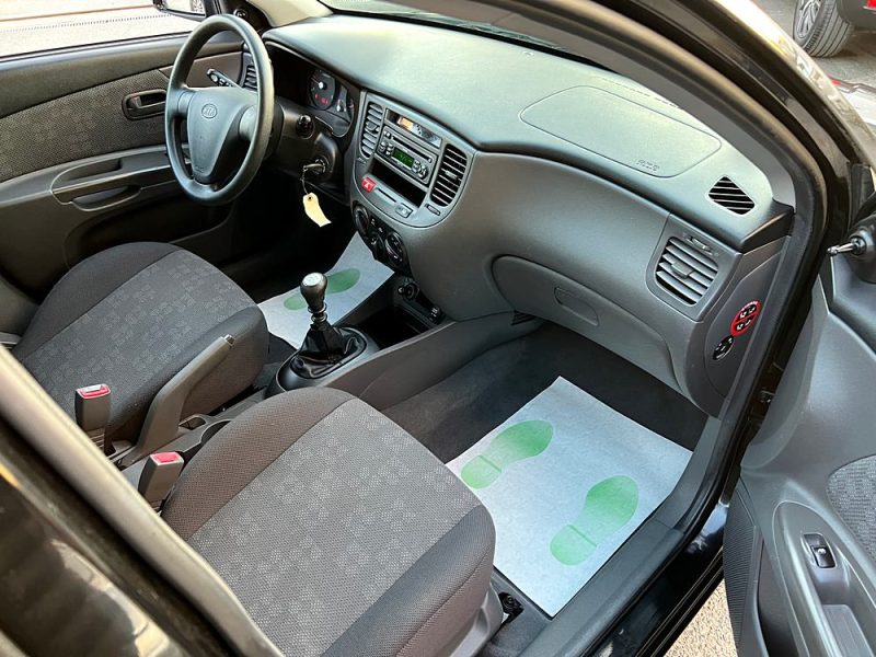 KIA RIO III 1.5 CRDI 110 Cv PREMIERE MAIN / 42 500 Kms CLIMATISATION BLUETOOTH - GARANTIE 1 AN