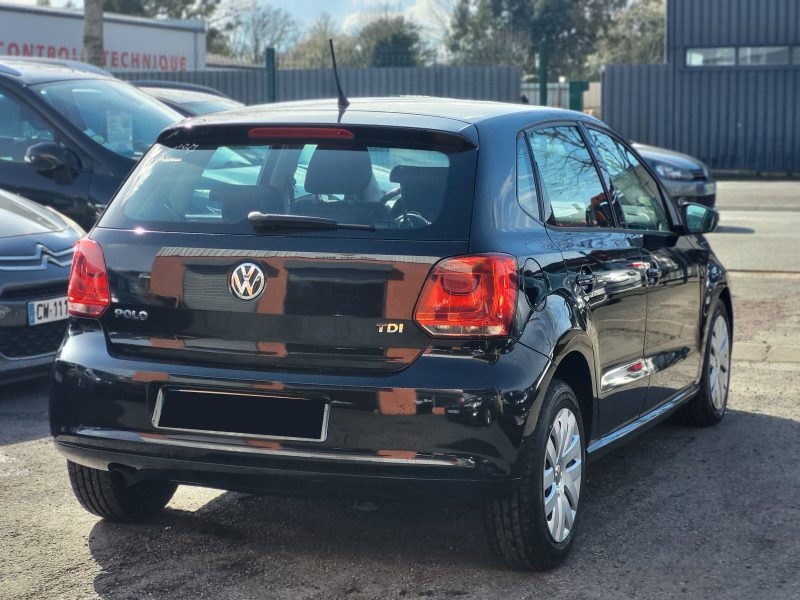 VOLKSWAGEN POLO 5 V 2011
