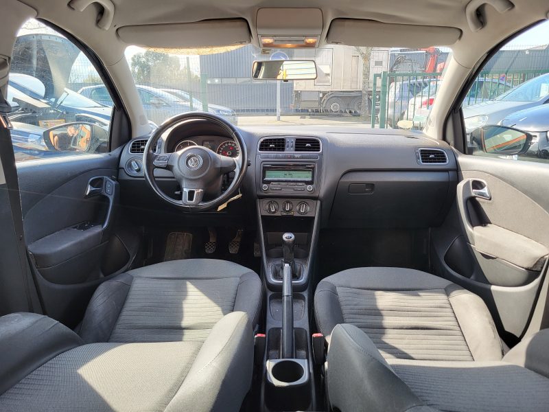 VOLKSWAGEN POLO 5 V 2011