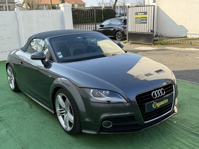 AUDI TT Roadster 2013