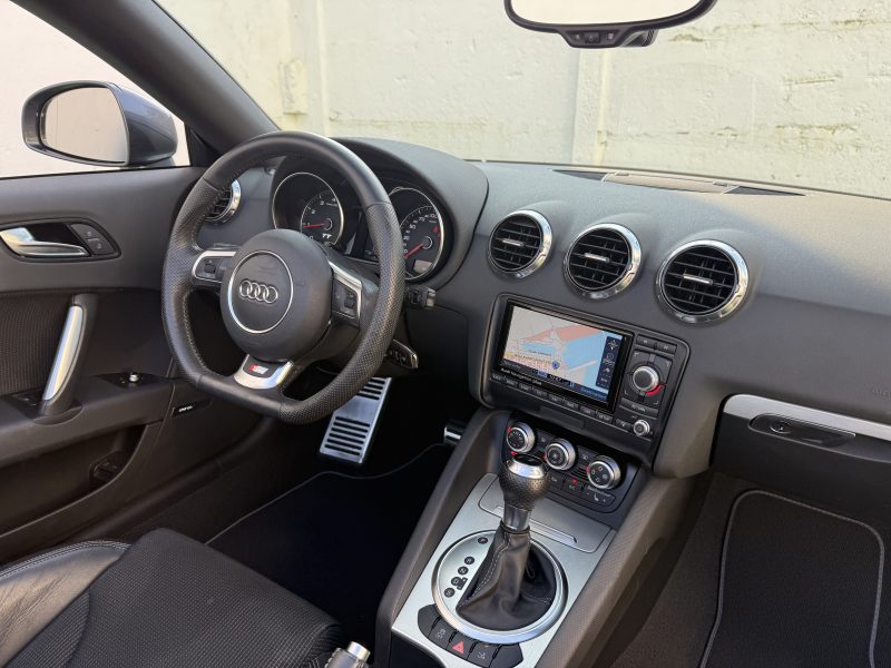 AUDI TT Roadster 2013