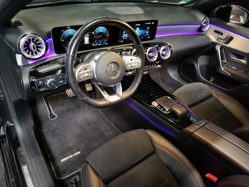 MERCEDES CLASSE A 180 d 116cv AMG LINE / SUIVI MERCEDES / SIEGES ELECTRIQUES / TOIT OUVRANT / CARPLA