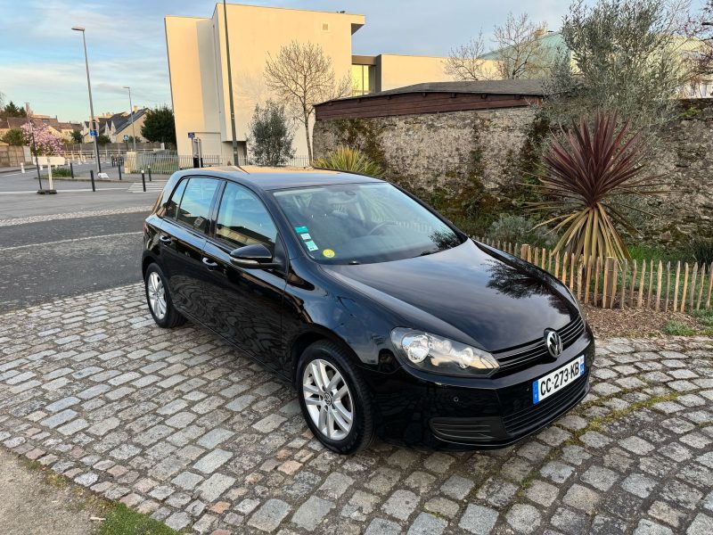 VOLKSWAGEN GOLF 2012