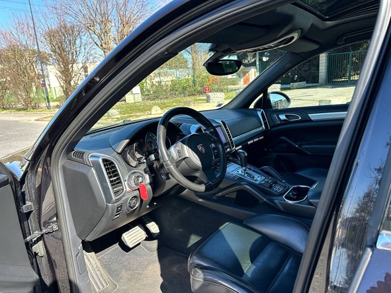 PORSCHE CAYENNE S 4,8i 400 CV / Paiement 4X ou 10X Possible