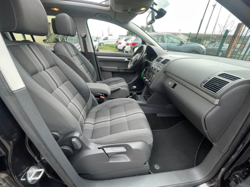 VOLKSWAGEN TOURAN MATCH 2013 1.6TDI 105CV 1ER MAIN 
