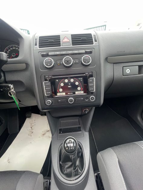 VOLKSWAGEN TOURAN MATCH 2013 1.6TDI 105CV 1ER MAIN 