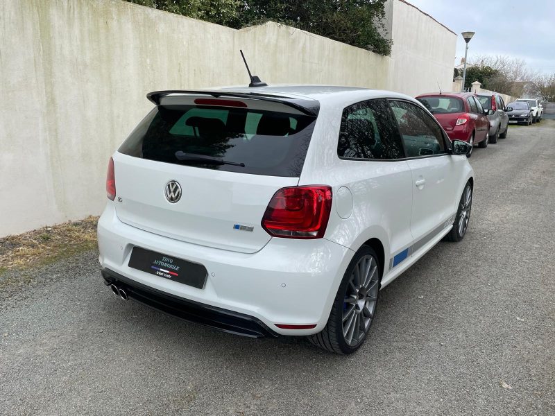 VOLKSWAGEN POLO 2.0 TSI - 16V TURBO WRC d\'origine + distri faite