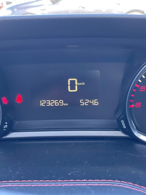 PEUGEOT 308 2015 1.6 BlueHDi FAP 120ch Féline gt line