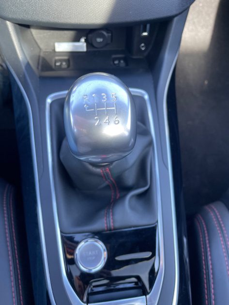 PEUGEOT 308 2015 1.6 BlueHDi FAP 120ch Féline gt line