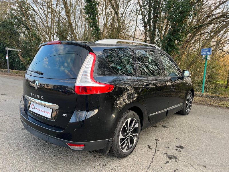 RENAULT GRAND SCENIC 2015