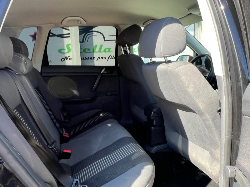 VOLKSWAGEN POLO 2008