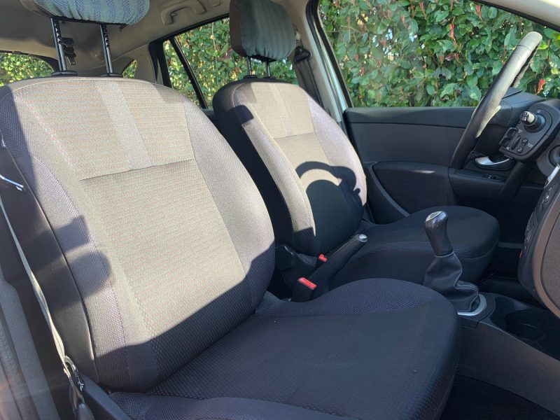 RENAULT CLIO 2008 1.2i 