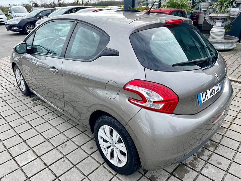 PEUGEOT 208 2013 1.6 E-HDI 90 CH ACTIVE