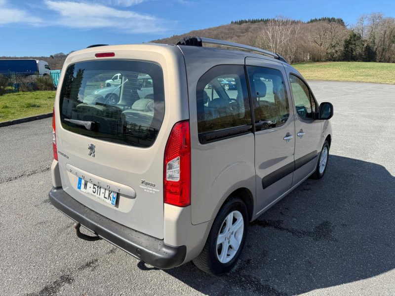 PEUGEOT  PARTNER 2012