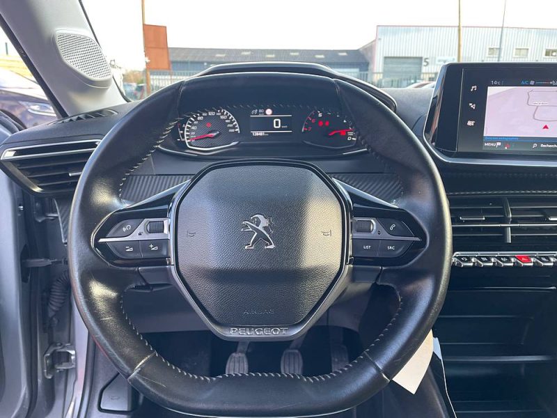 PEUGEOT 208 II  2020