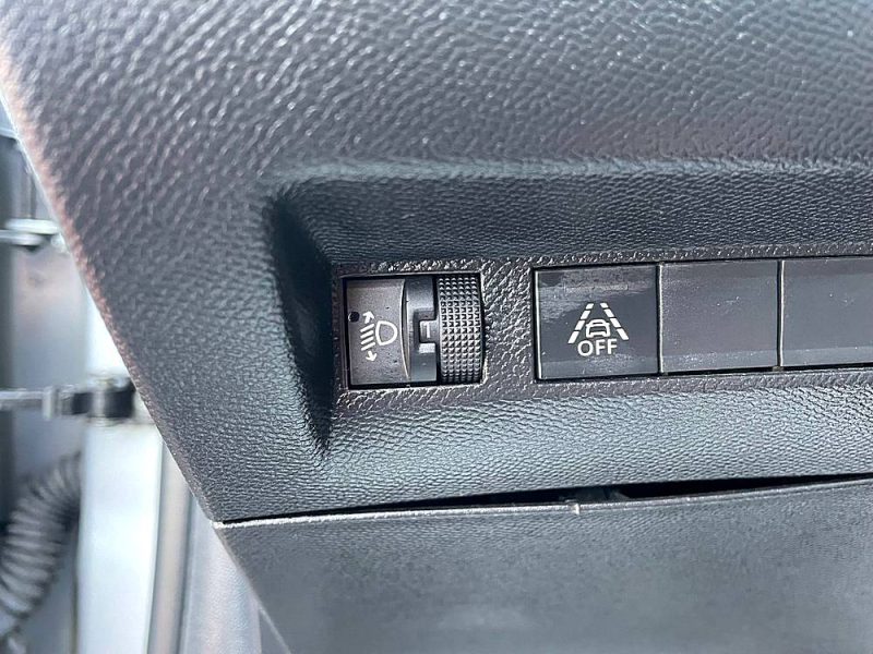 PEUGEOT 208 II  2020