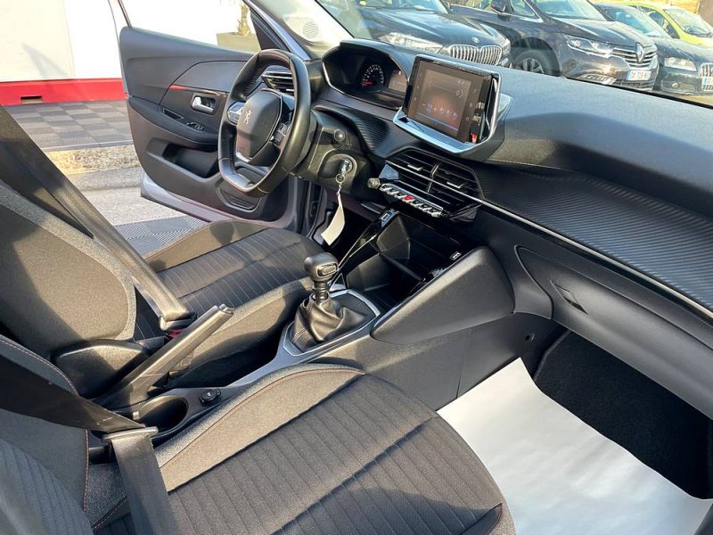 PEUGEOT 208 II  2020