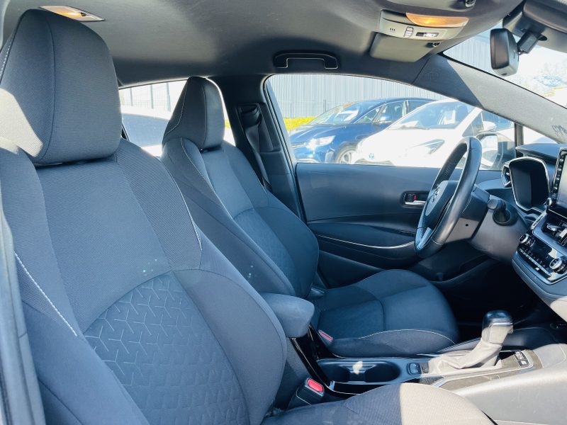 TOYOTA COROLLA DYNAMIC BUSINESS 1.8 122H