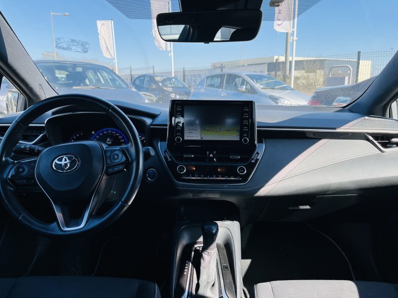 TOYOTA COROLLA DYNAMIC BUSINESS 1.8 122H