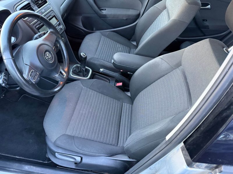 VOLKSWAGEN POLO 2011