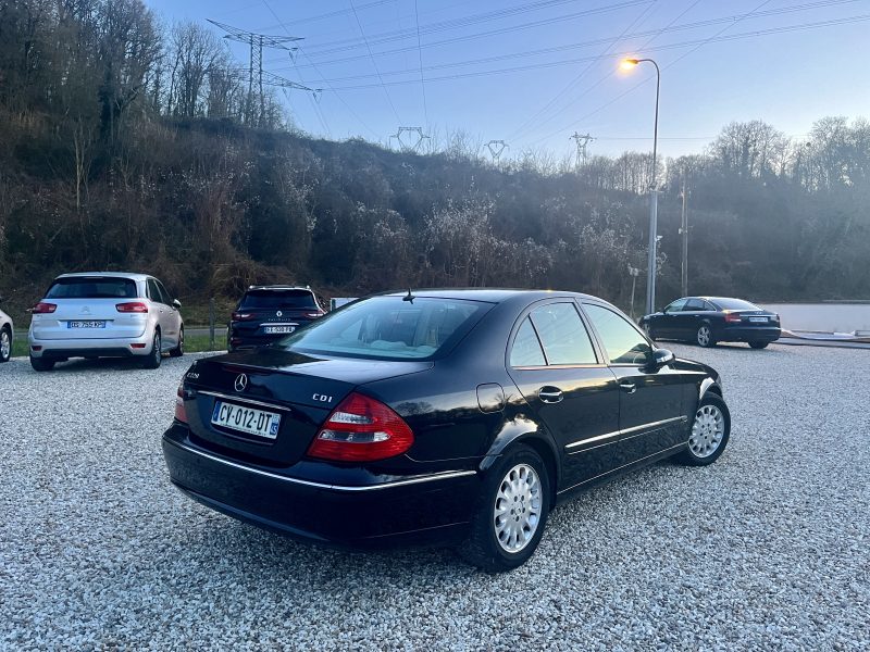 MERCEDES CLASSE E 2005
