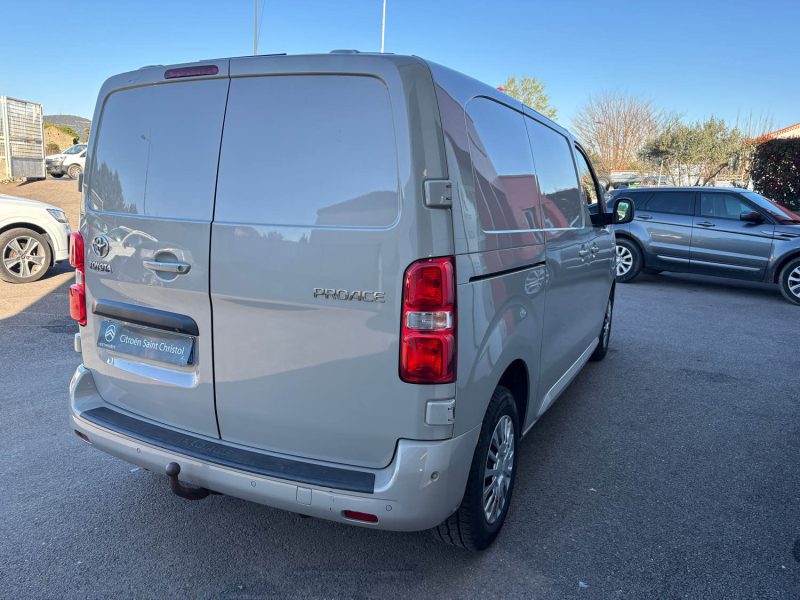 TOYOTA PROACE 2019