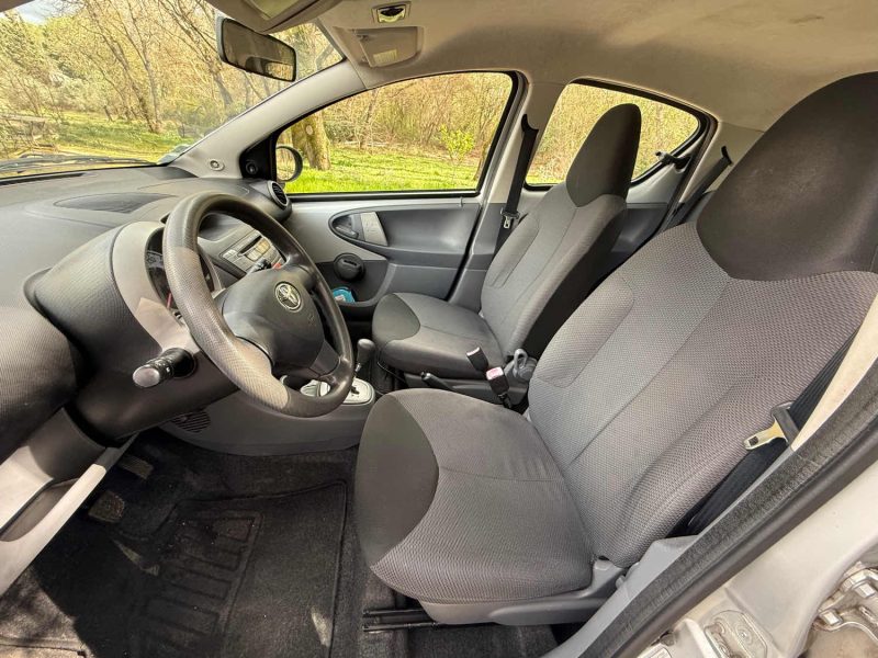 TOYOTA AYGO 1.0 VVT-i 68 CONFORT BVA 