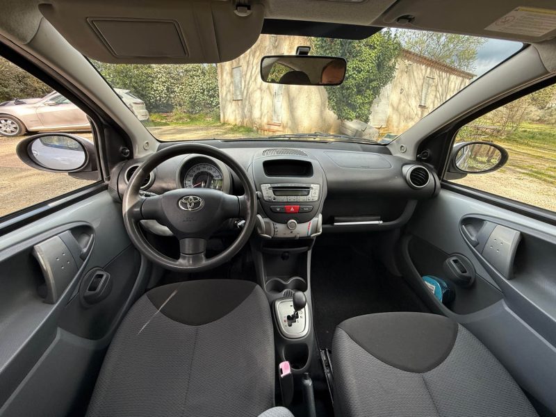 TOYOTA AYGO 1.0 VVT-i 68 CONFORT BVA 