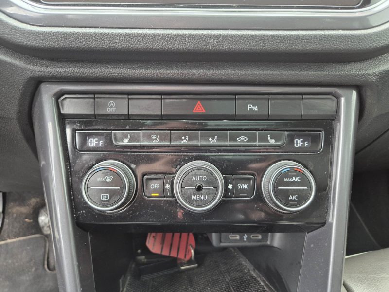 VOLKSWAGEN T-ROC 2022