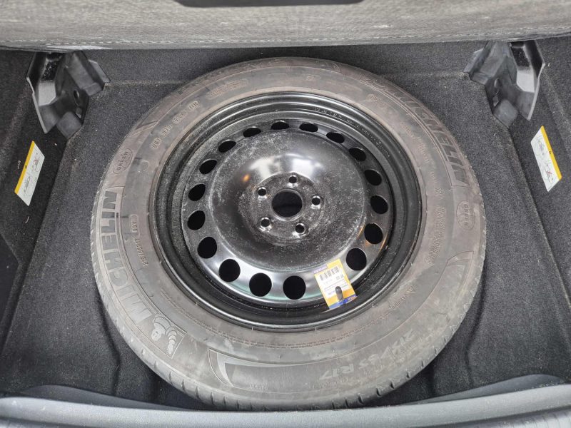 VOLKSWAGEN TIGUAN 2017