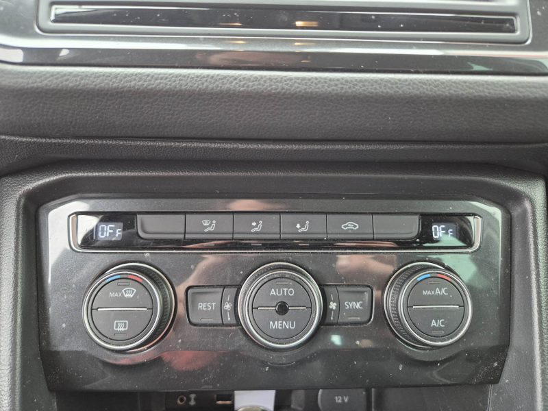 VOLKSWAGEN TIGUAN 2017