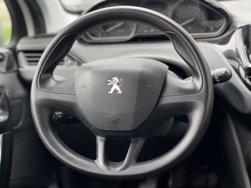 PEUGEOT 208 I Phase 2 5 Portes 1.6 Blue HDi 75 ch GARANTIE 6 MOIS