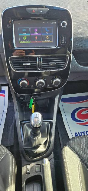 RENAULT CLIO 2018 société 