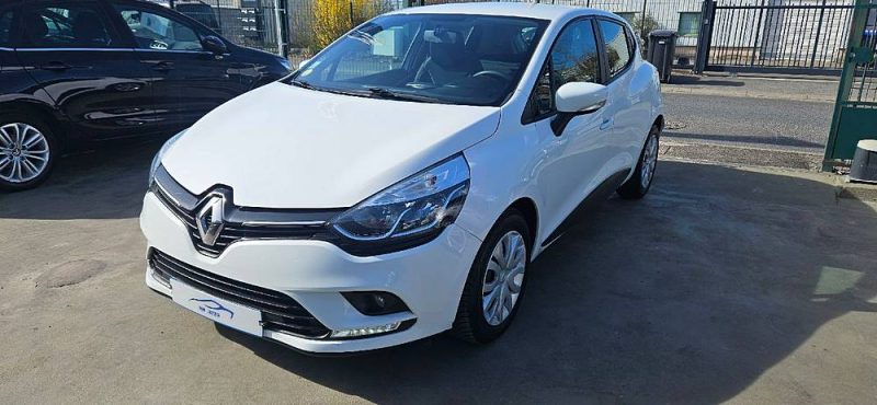 RENAULT CLIO 2018 société 