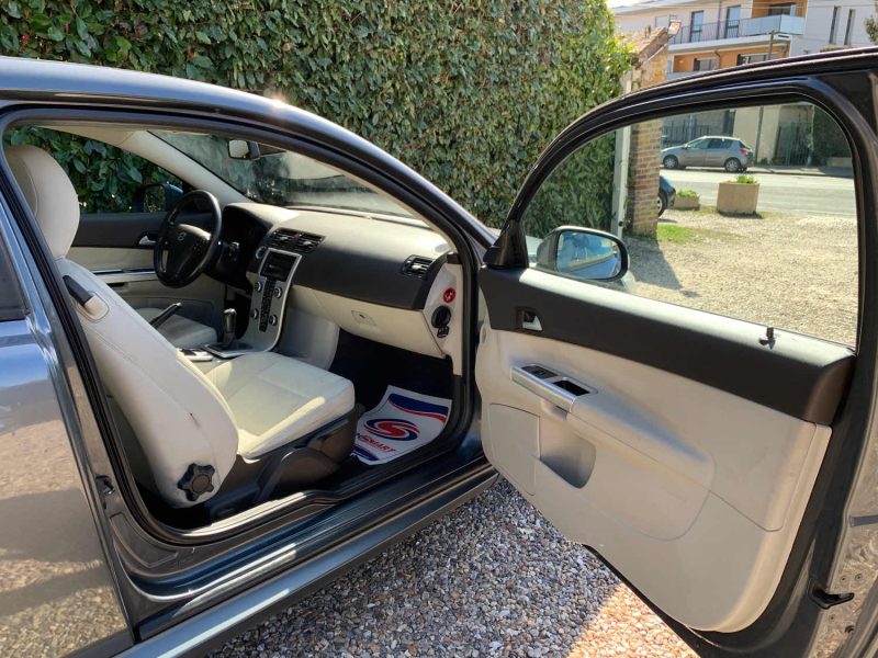 VOLVO C30 2010 1.6 TD