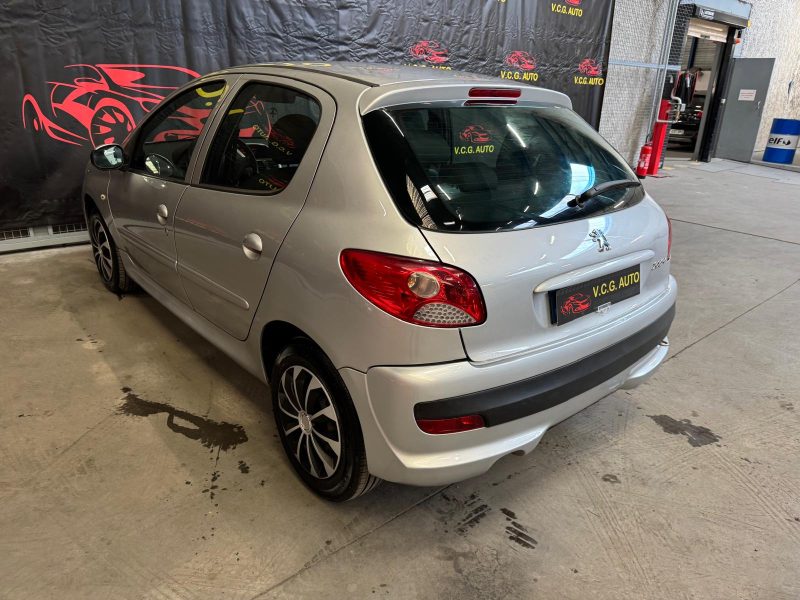PEUGEOT 206+ 1.4 HDi 70 Confort 