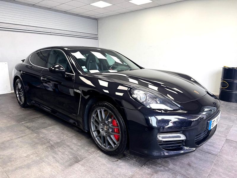 PORSCHE PANAMERA TURBO 2011