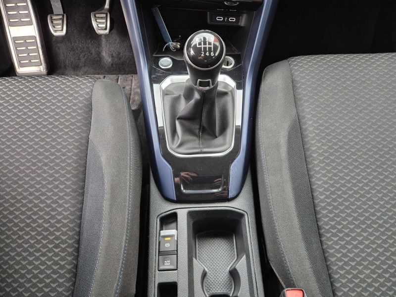 VOLKSWAGEN T-ROC 2021