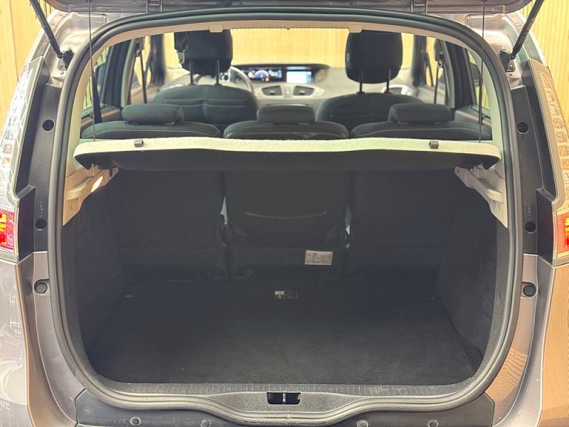 RENAULT MEGANE SCENIC 2015