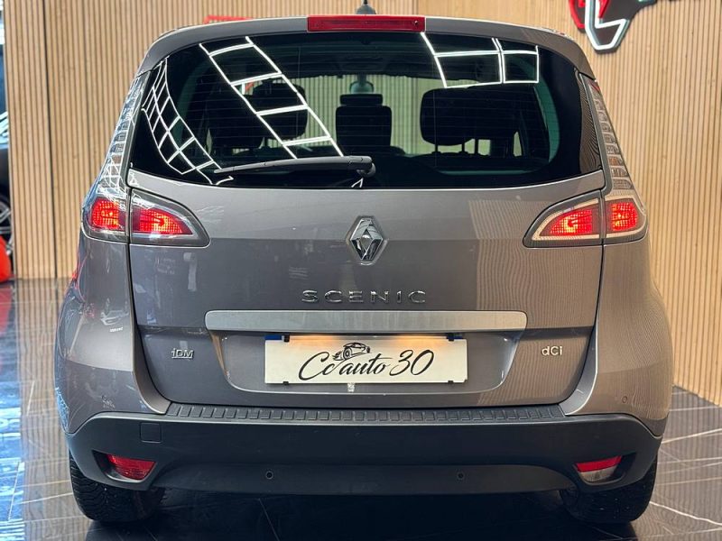 RENAULT MEGANE SCENIC 2015