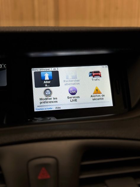 RENAULT MEGANE SCENIC 2015