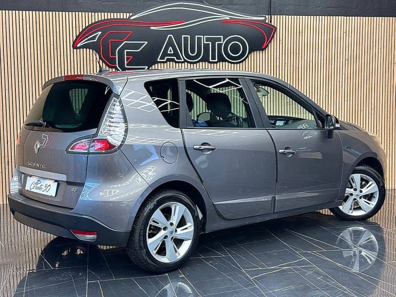 RENAULT MEGANE SCENIC 2015