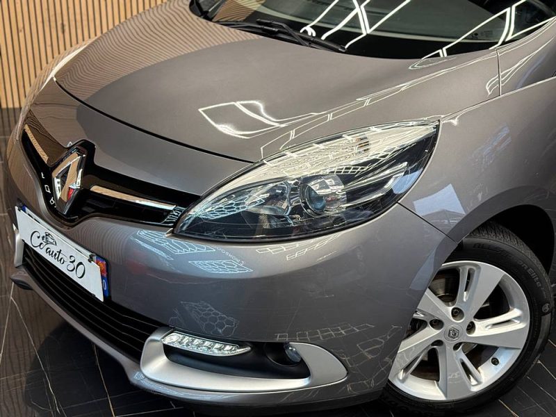 RENAULT MEGANE SCENIC 2015