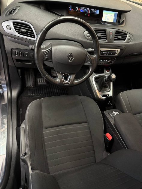 RENAULT MEGANE SCENIC 2015