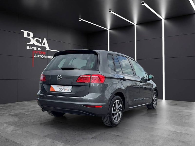 VOLKSWAGEN GOLF SPORTSVAN 2017