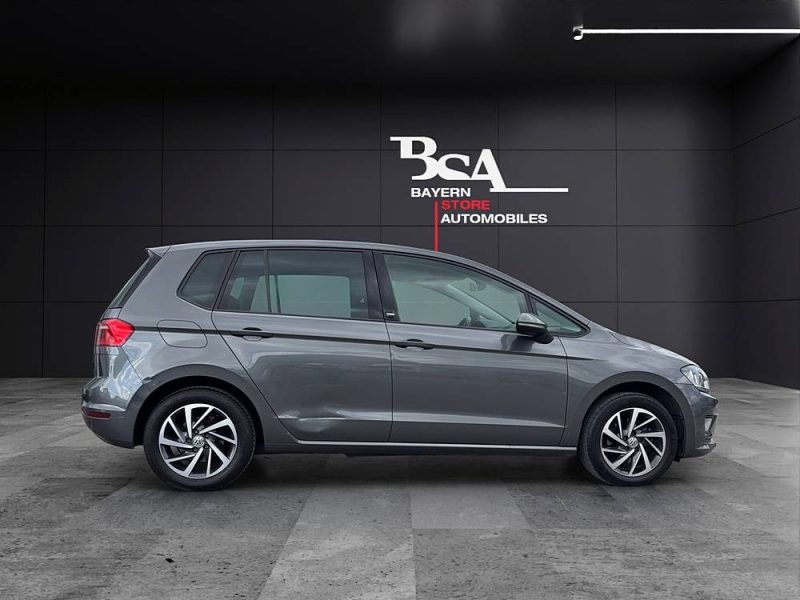 VOLKSWAGEN GOLF SPORTSVAN 2017