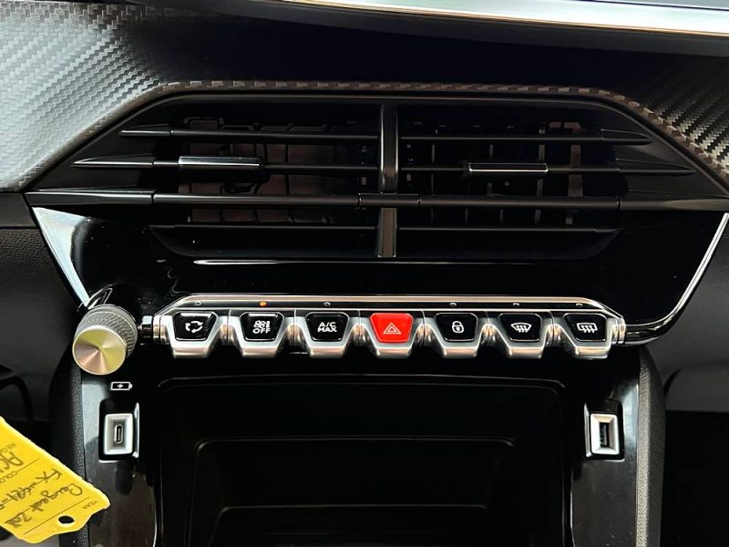 PEUGEOT 208 II COMMERCIALE 1.5 BLUE HDI 100 Cv 1ERE MAIN / APPLE CARPLAY & ANDROID - GARANTIE 1 AN