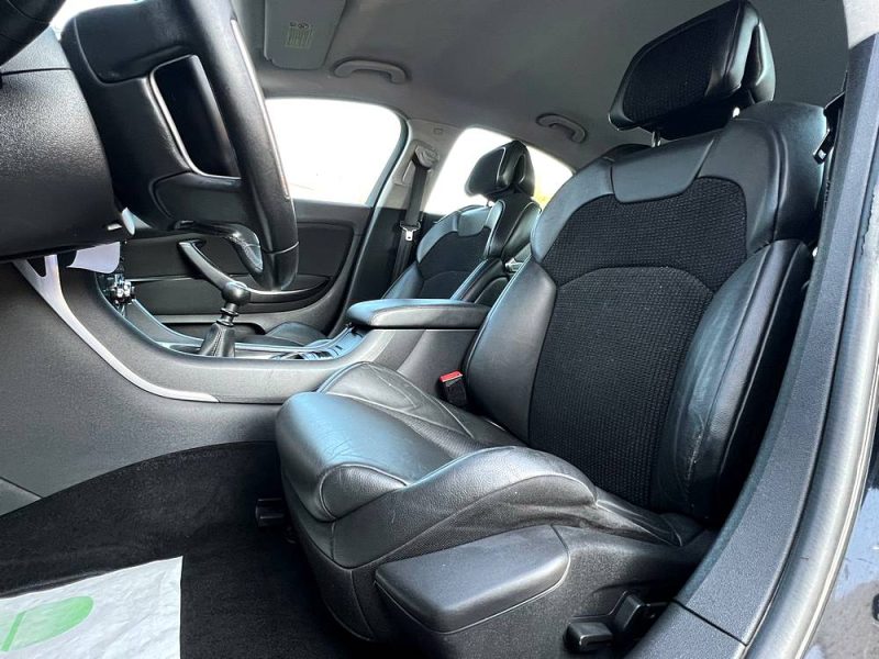 CITROEN C5 II PHASE 2 EXCLUSIVE 2.0 HDI 163 1ERE MAIN GPS BLUETOOTH XENONS CRIT AIR 2 Garantie 1 an