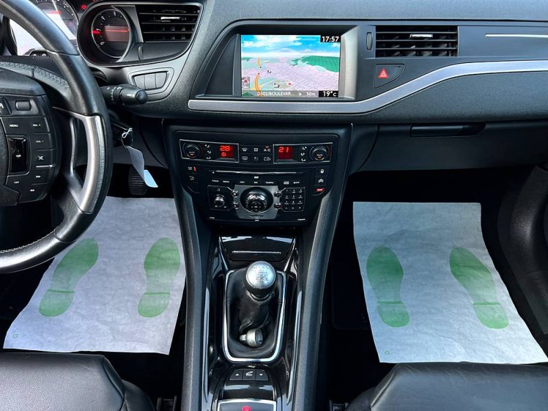 CITROEN C5 II PHASE 2 EXCLUSIVE 2.0 HDI 163 1ERE MAIN GPS BLUETOOTH XENONS CRIT AIR 2 Garantie 1 an